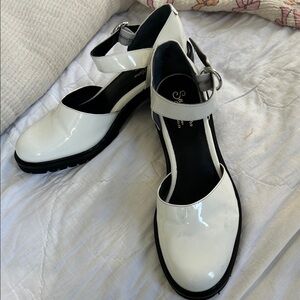 Seychelles White Patent Leather Flats